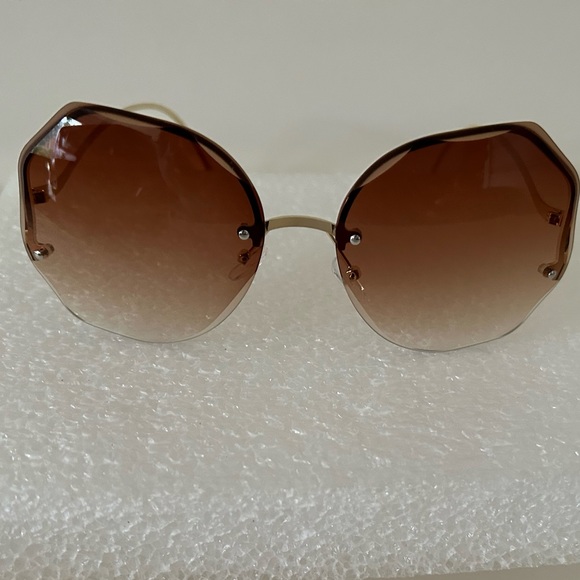 Sunglasses Glamorous Elegance Self-Indulgence Brown, Brown Women’s UV 400 - Picture 4 of 7
